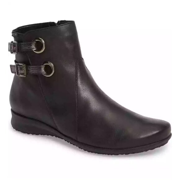 $440 MEPHISTO Flavie Bootie BUCKLES MOTO EDGE WEDGE BLACK LEATHER 8.5 (TS5) - Picture 1 of 9